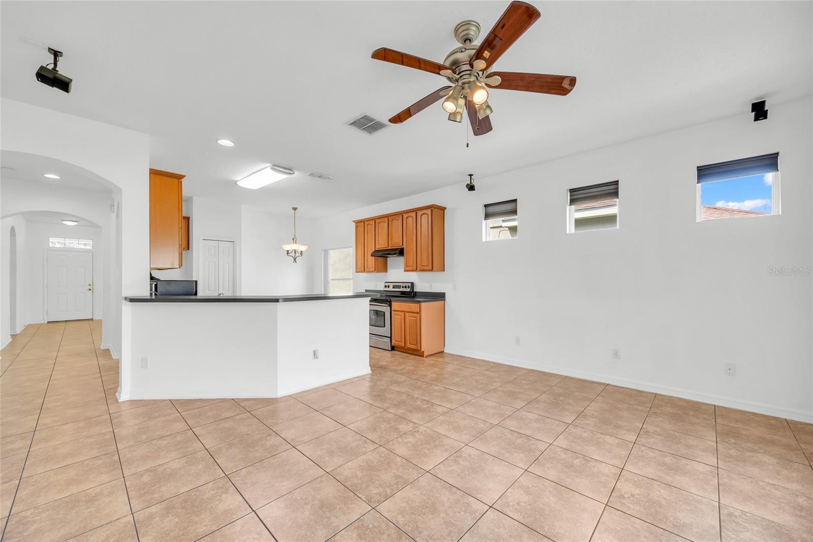 14643 TANJA KING BLVD