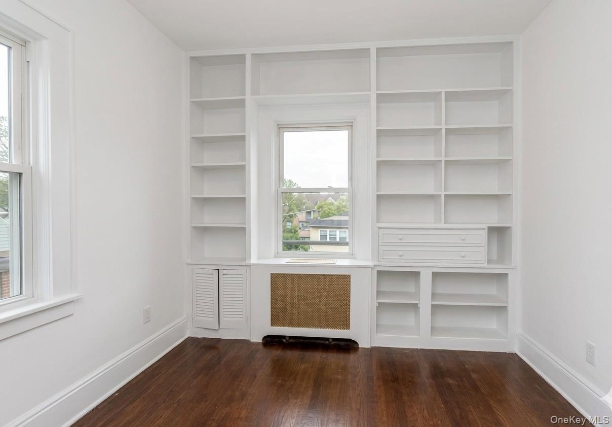 106 Hillside Avenue
