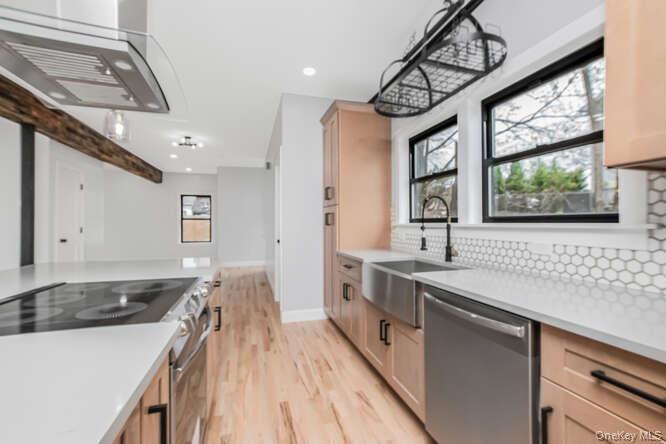 91 Ridgeview Avenue