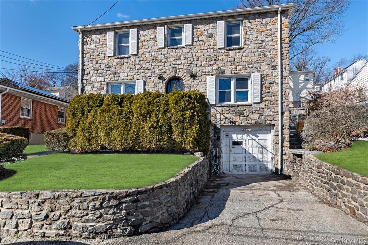 57 Putnam Avenue