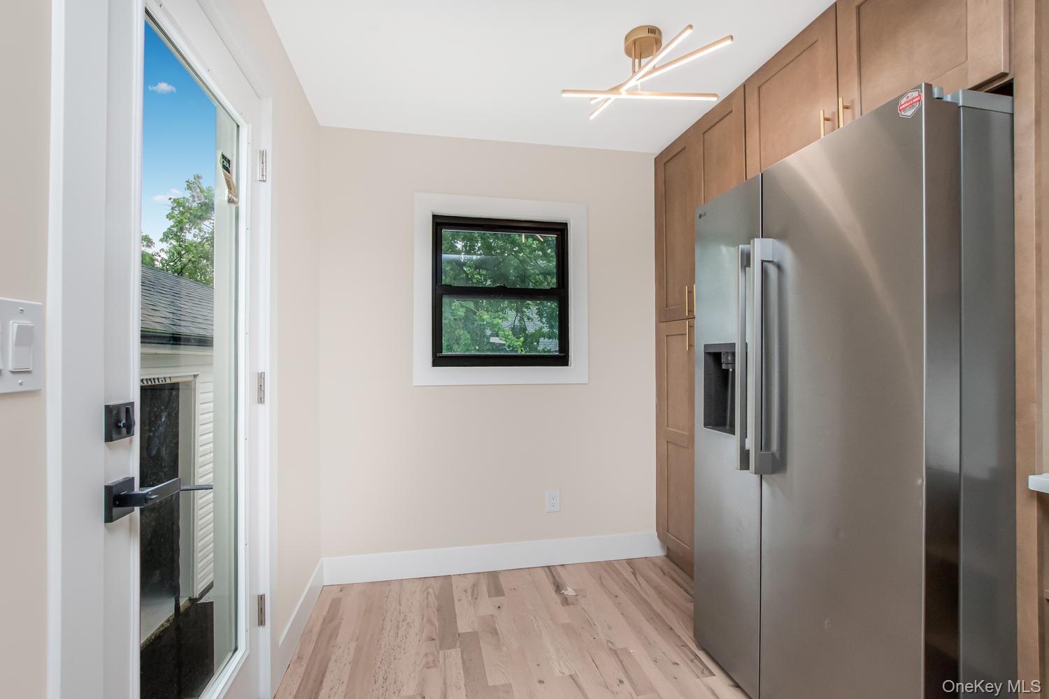 77 Ridge Road