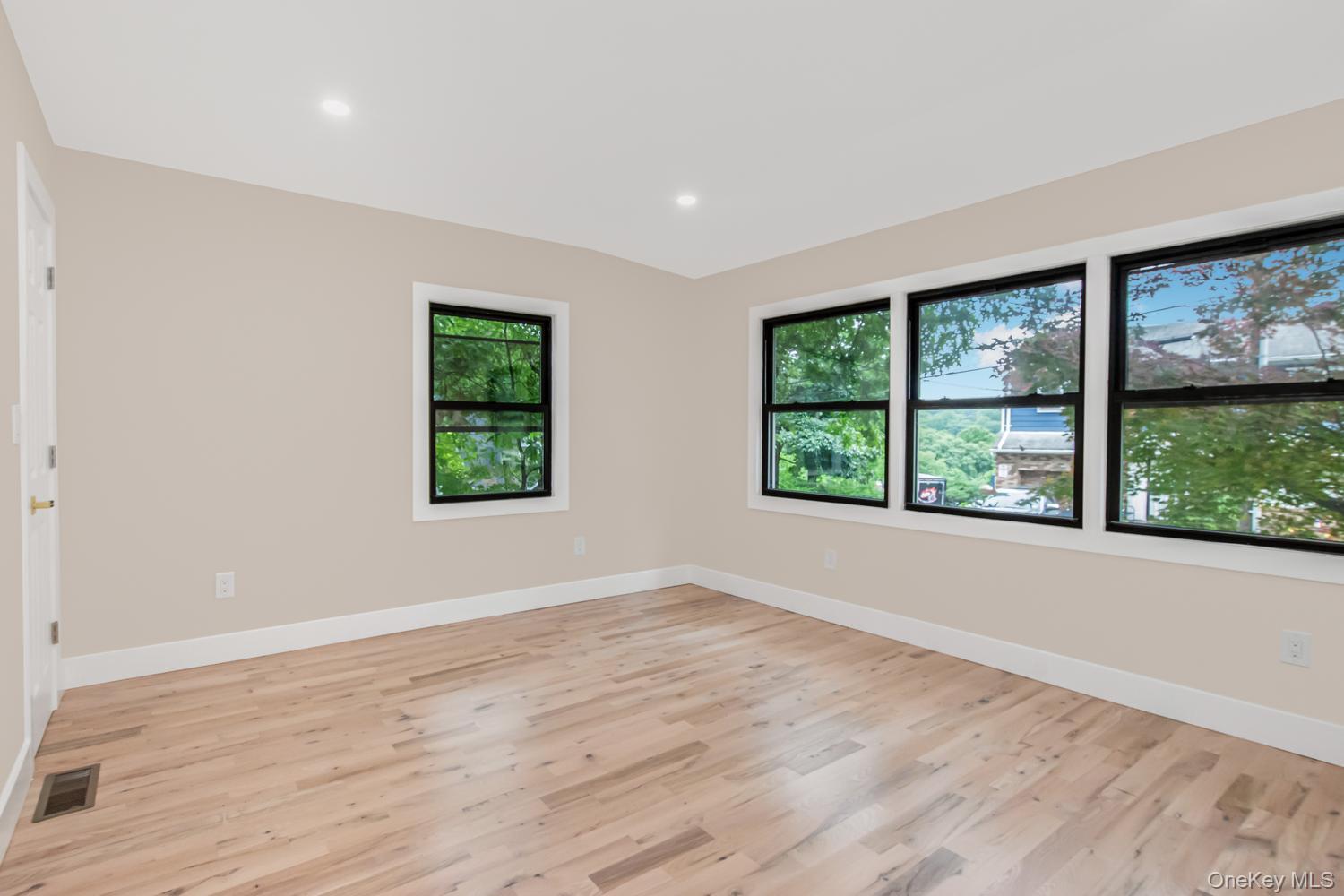 77 Ridge Road