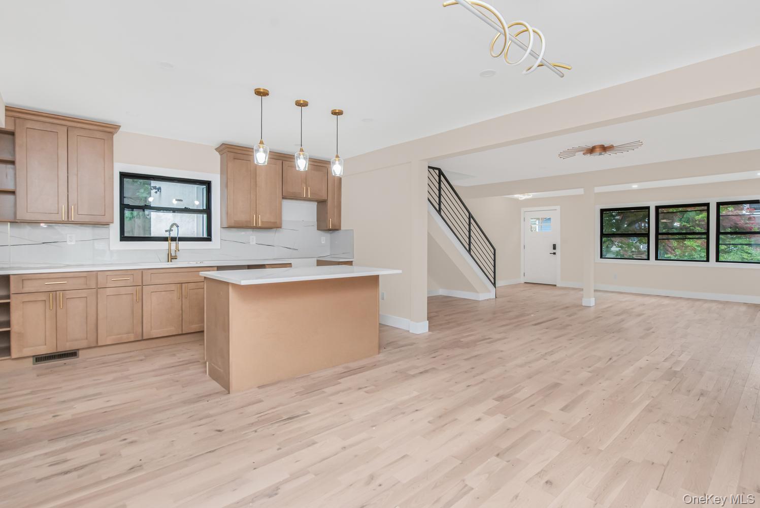 77 Ridge Road
