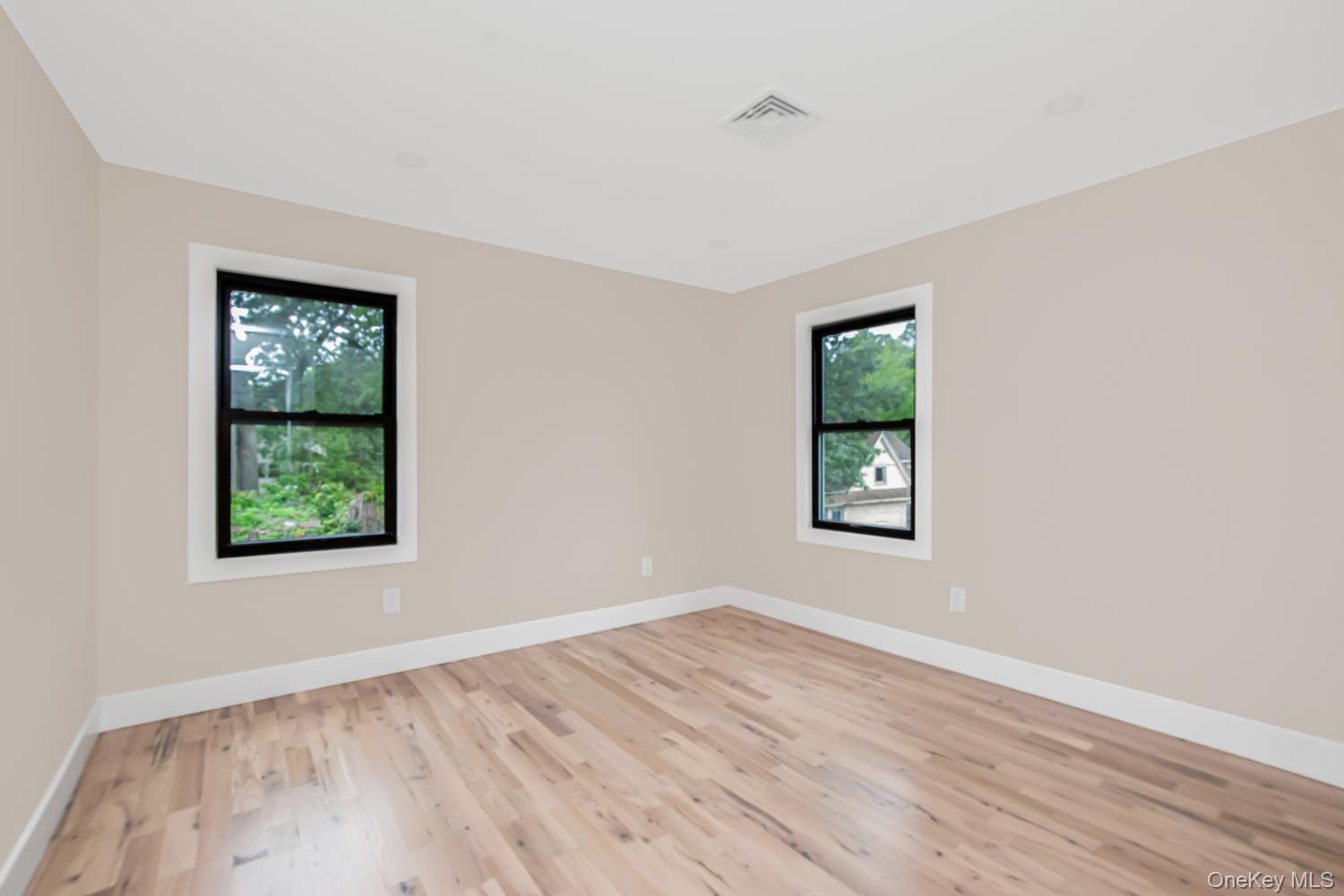77 Ridge Road