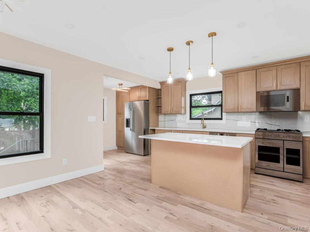 77 Ridge Road