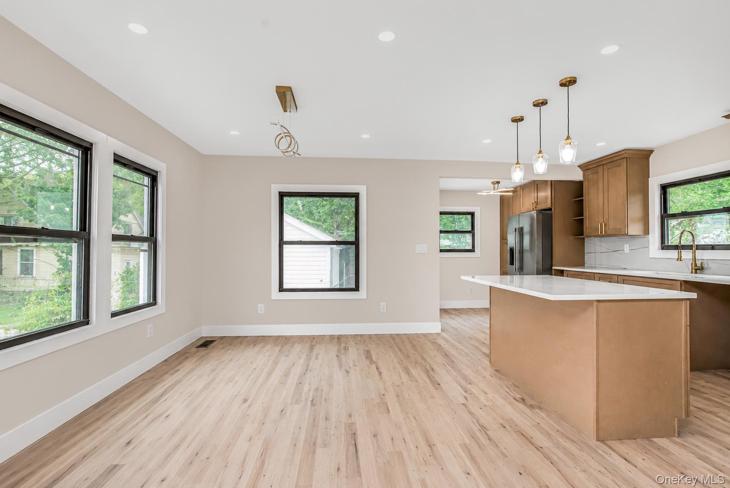 77 Ridge Road