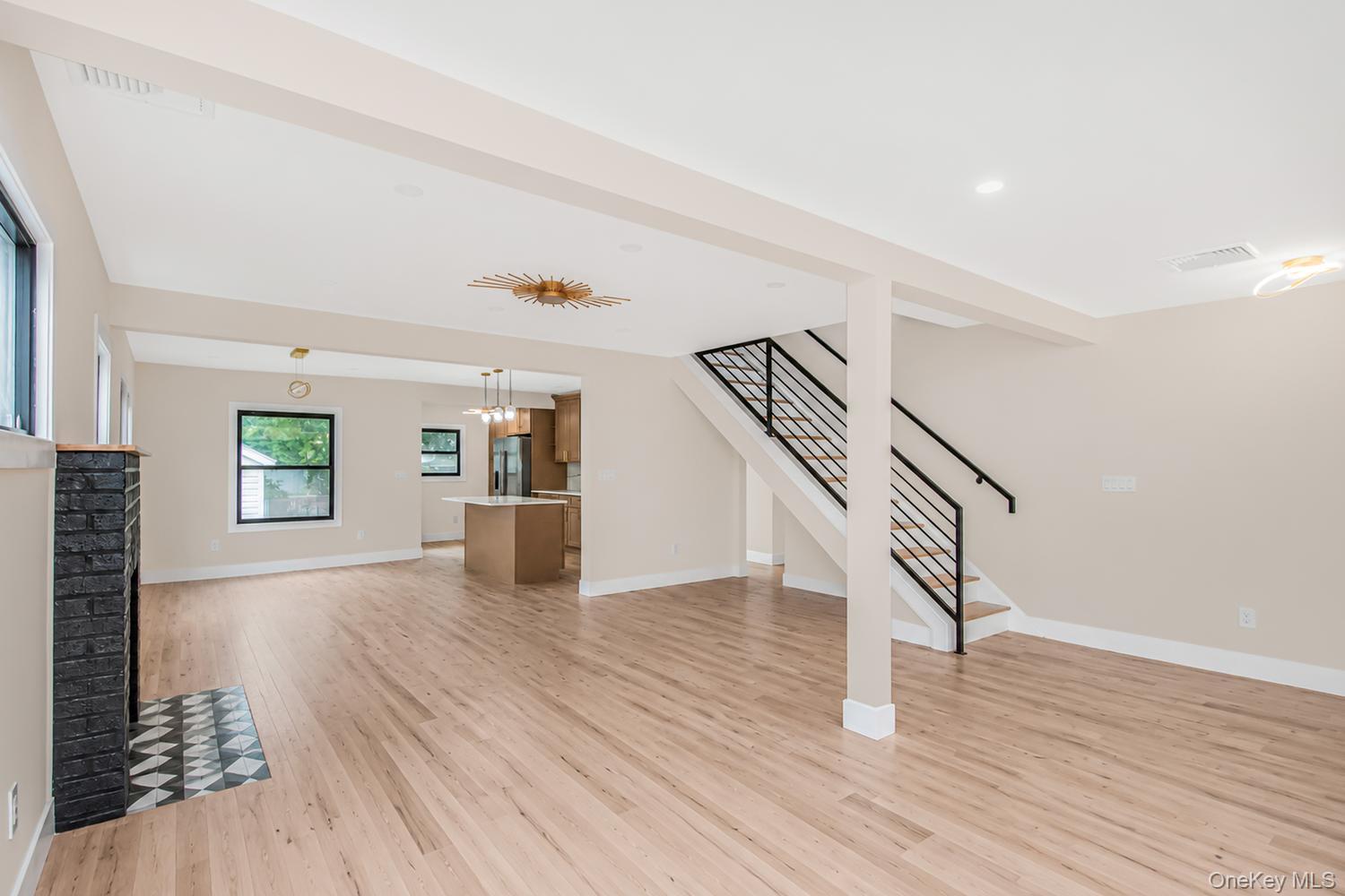77 Ridge Road