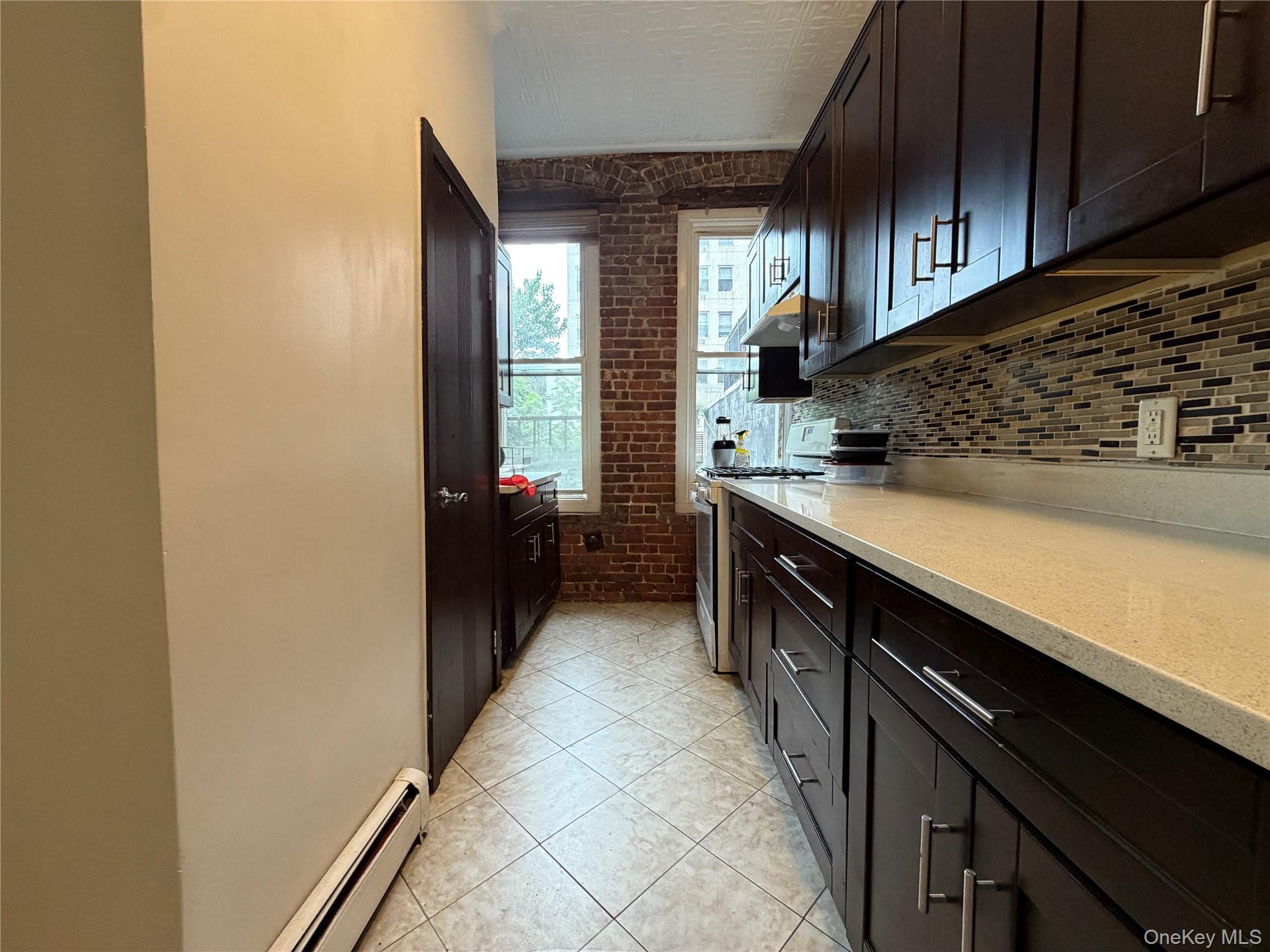 52 Main Street Unit: 3R