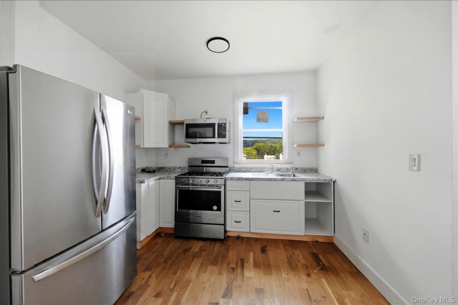 301 Warburton Avenue Unit: 1