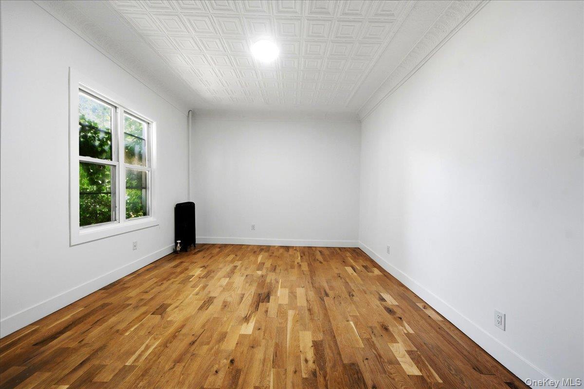 301 Warburton Avenue Unit: 1