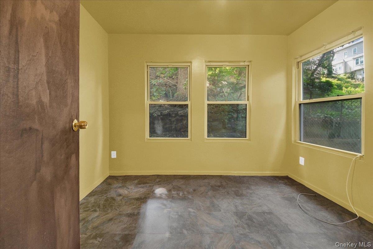 89 Saratoga Avenue Unit: 1