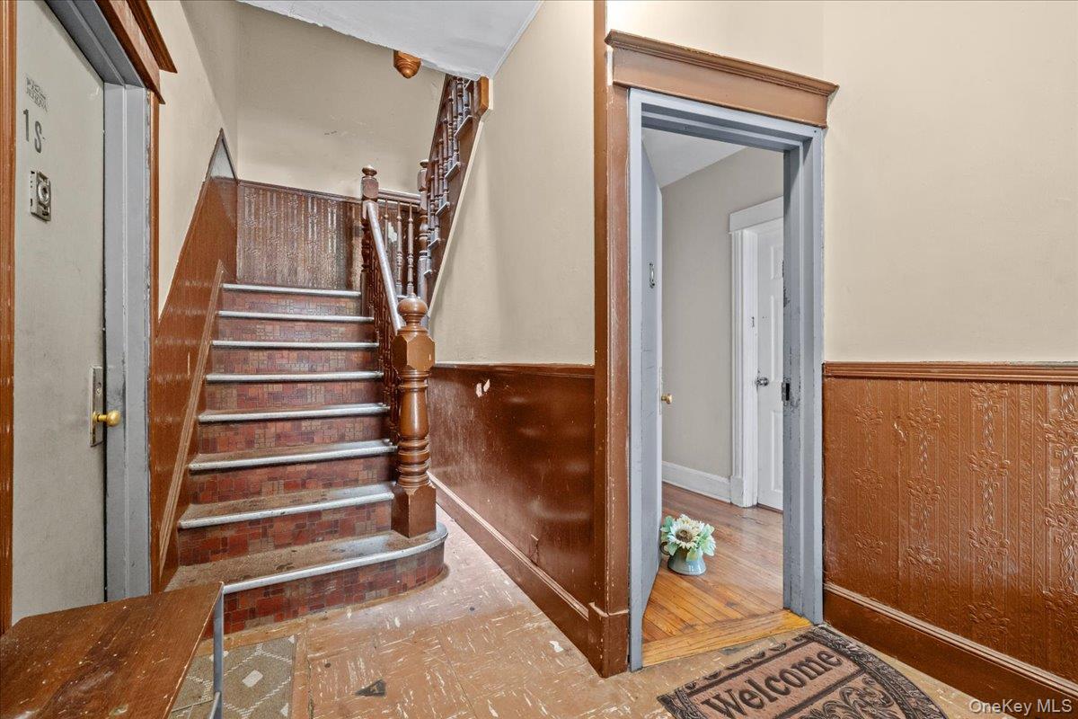 27 Saratoga Avenue