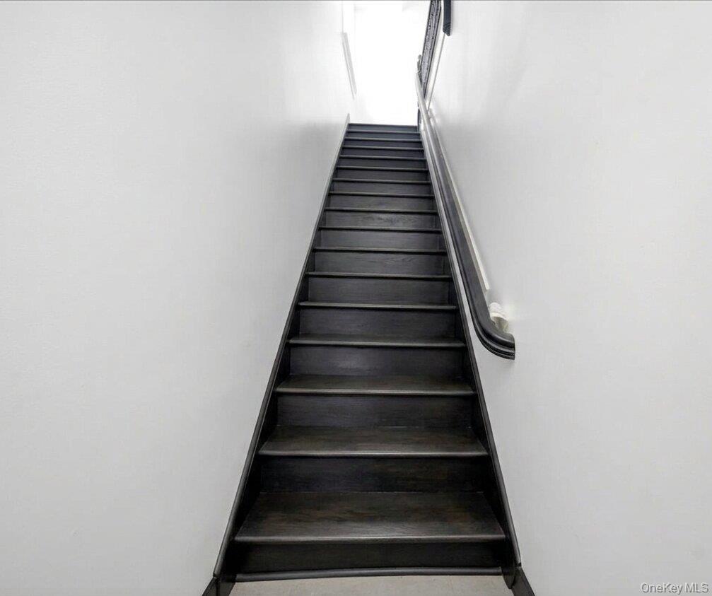 35 Lawrence Street Unit: 2