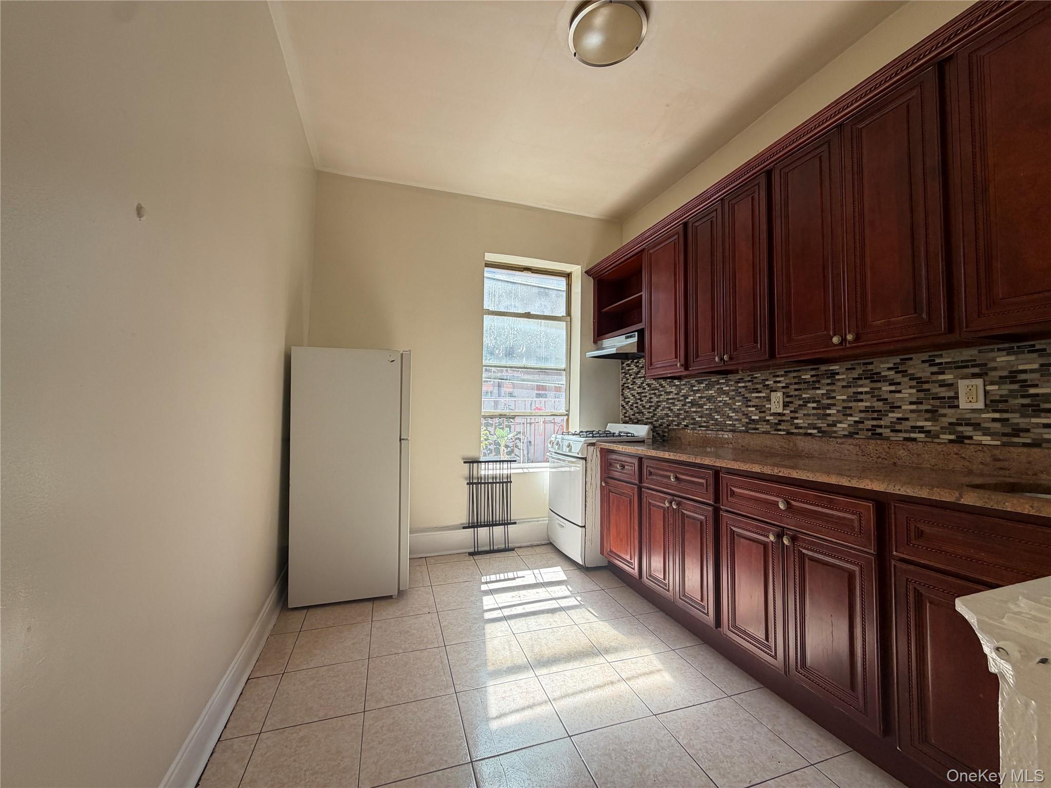 50 Main Street Unit: 4R