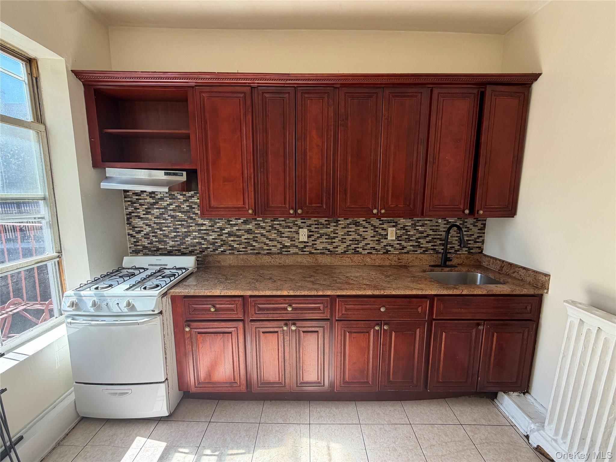 50 Main Street Unit: 4R