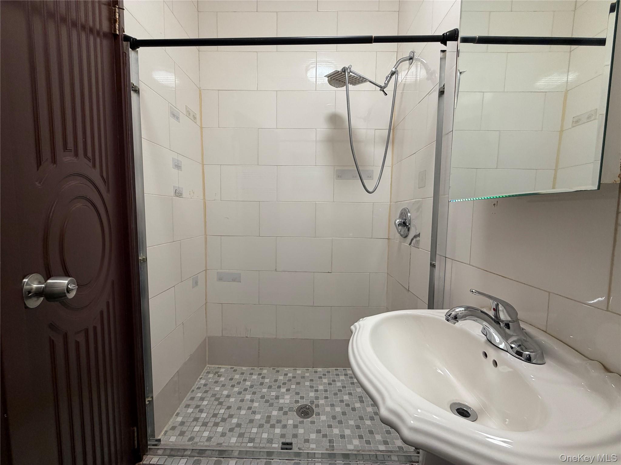 50 Main Street Unit: 4R