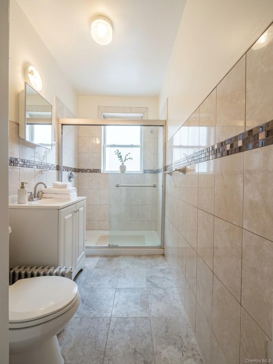 9 Morningside Avenue Unit: 2R