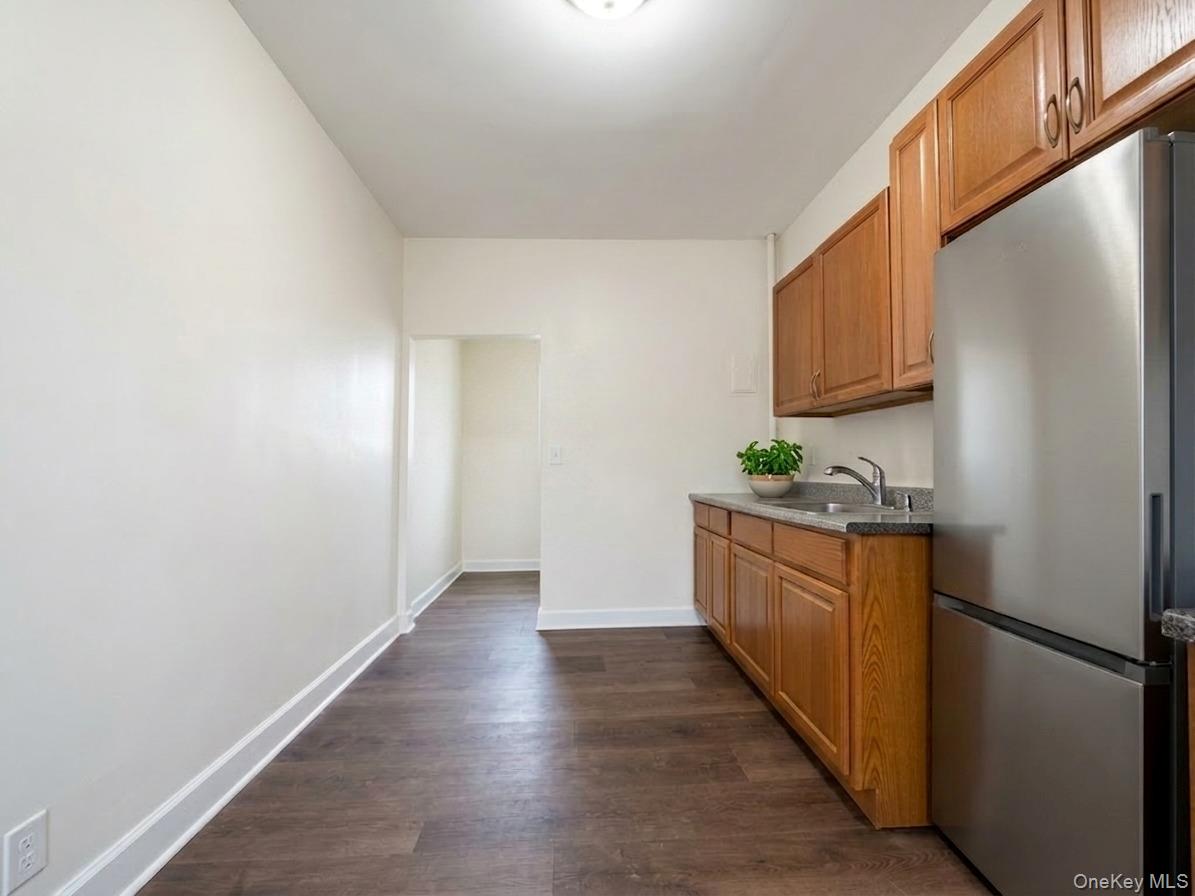 9 Morningside Avenue Unit: 2R