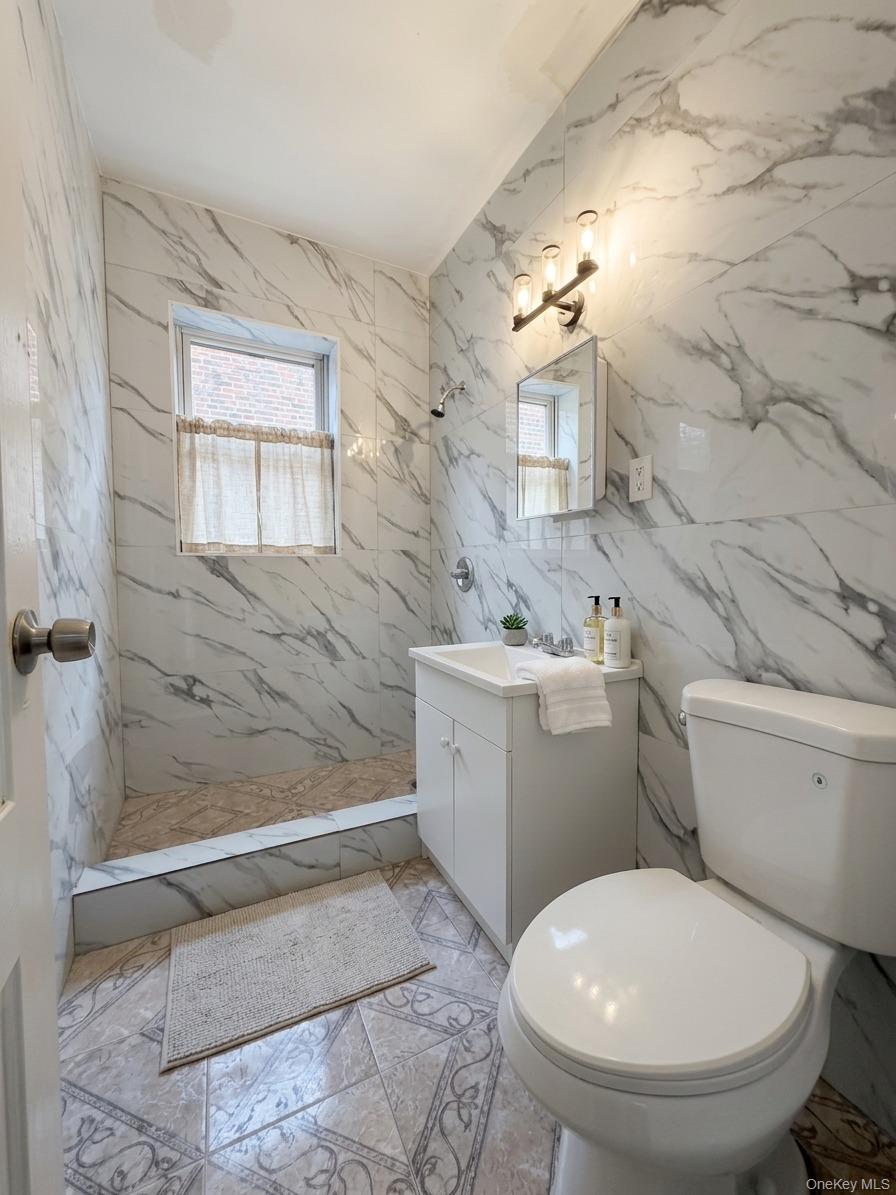 9 Morningside Avenue Unit: 2F