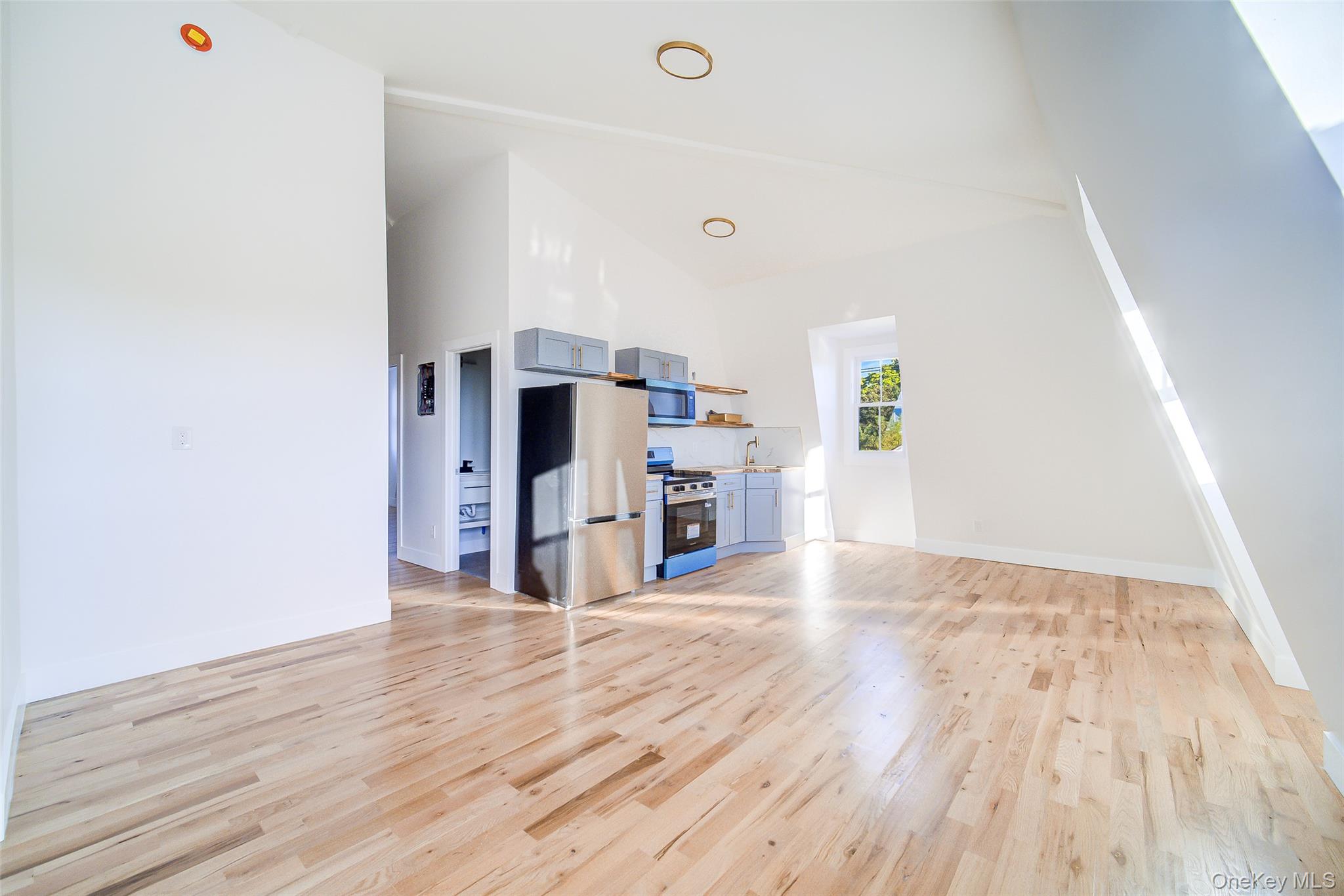 258 State Street Unit: 7