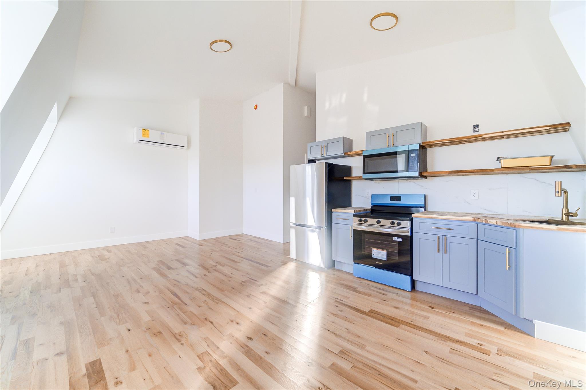 258 State Street Unit: 7