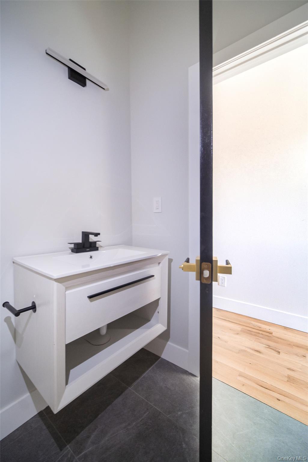 258 State Street Unit: 8