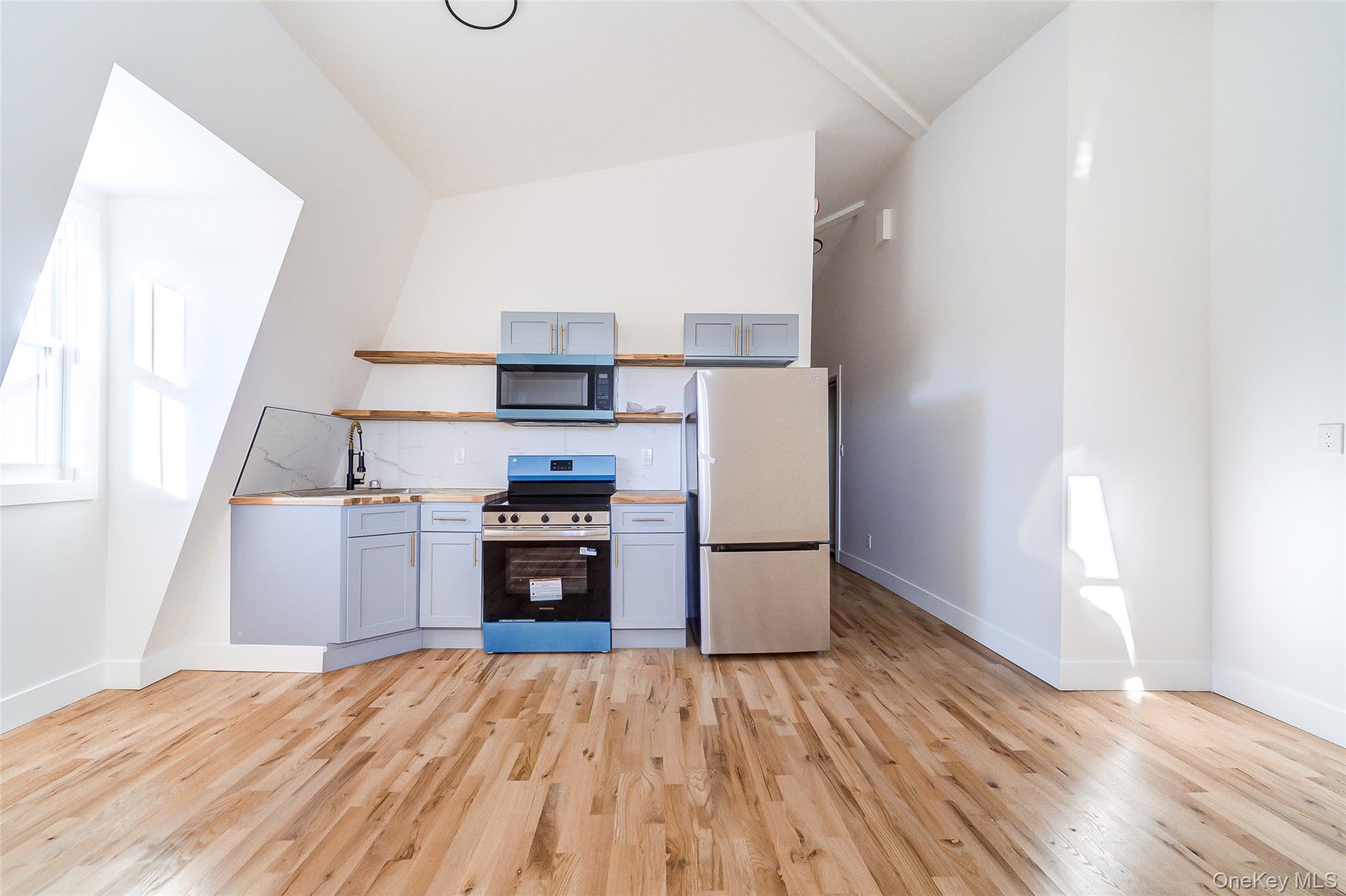 258 State Street Unit: 8