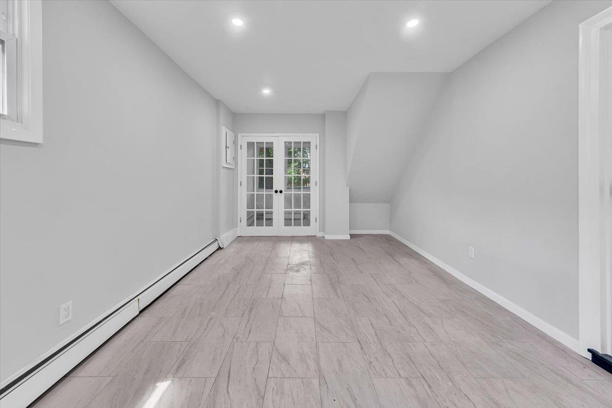 68 Ridgeview Avenue