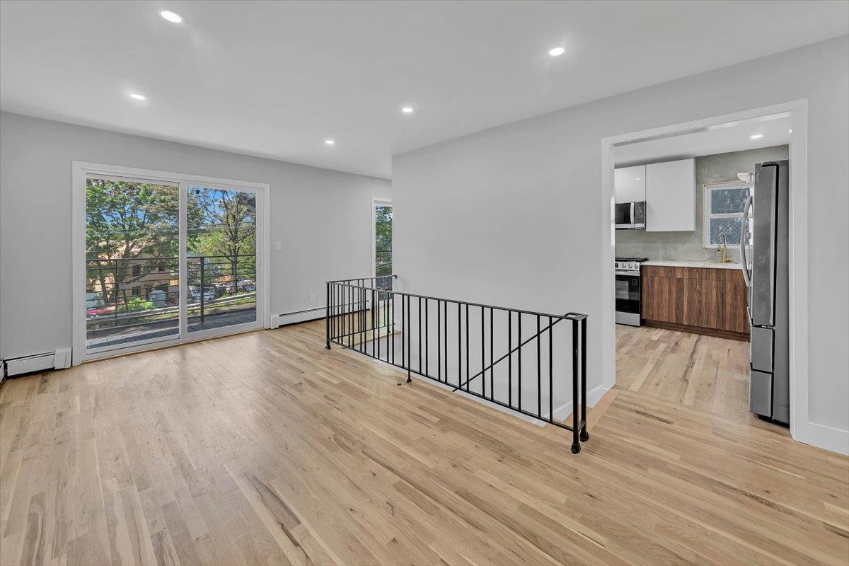 68 Ridgeview Avenue