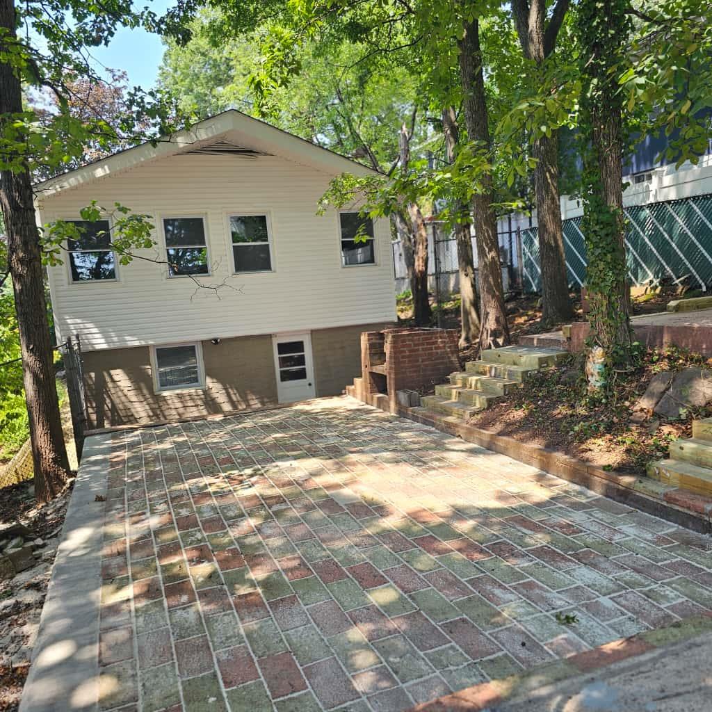68 Ridgeview Avenue