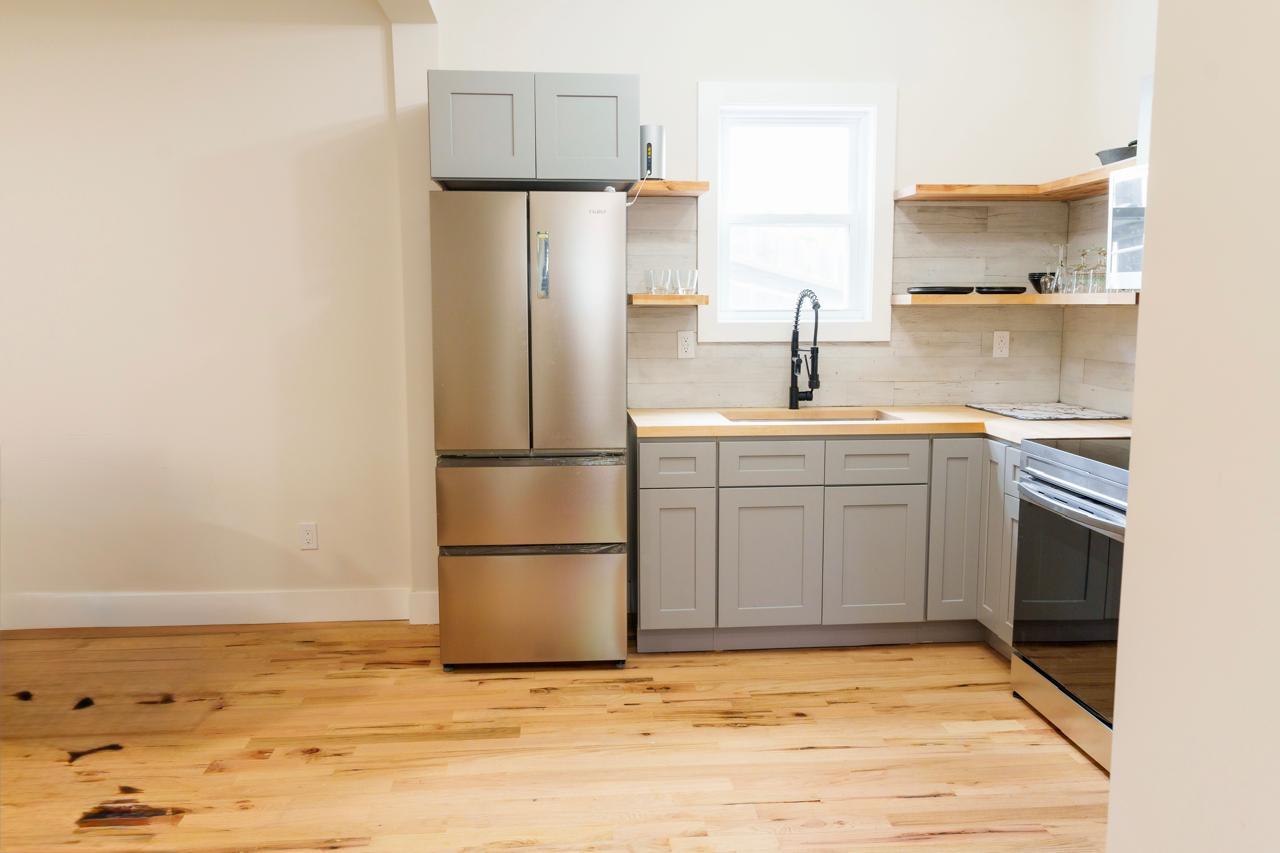 328 columbia Street Unit: 3