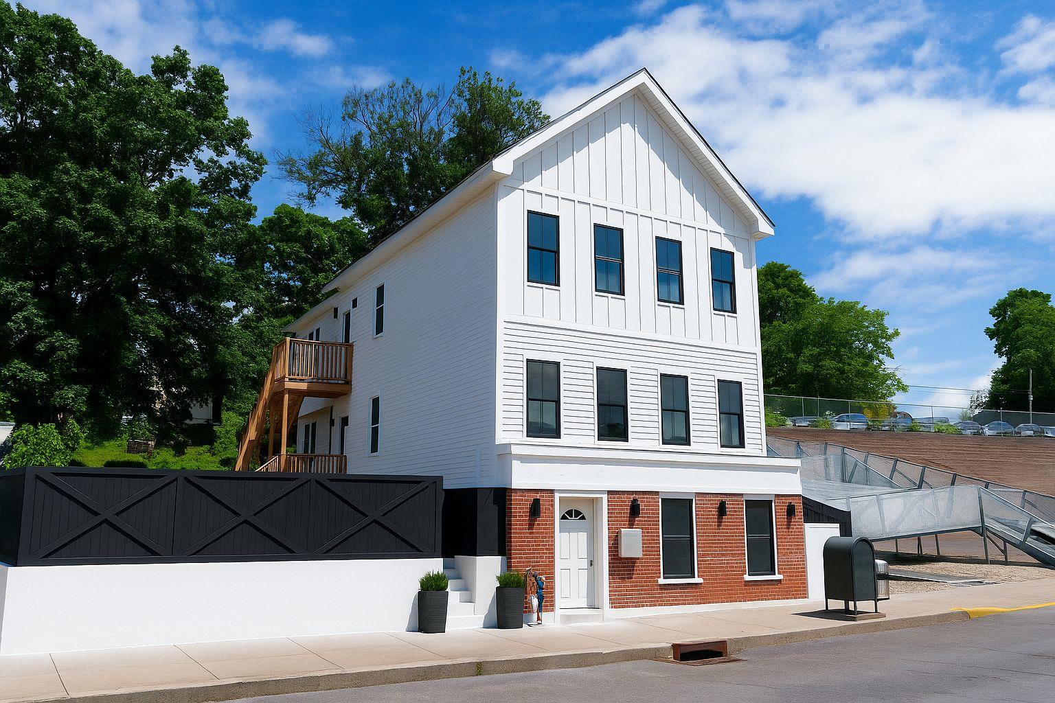 328 columbia Street Unit: 3