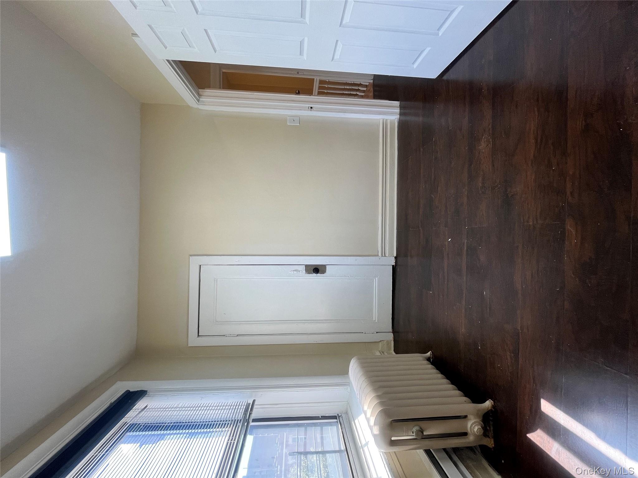 30 Kingsbridge Road Unit: 3