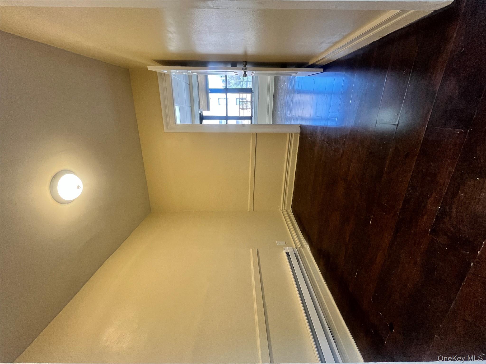 30 Kingsbridge Road Unit: 3