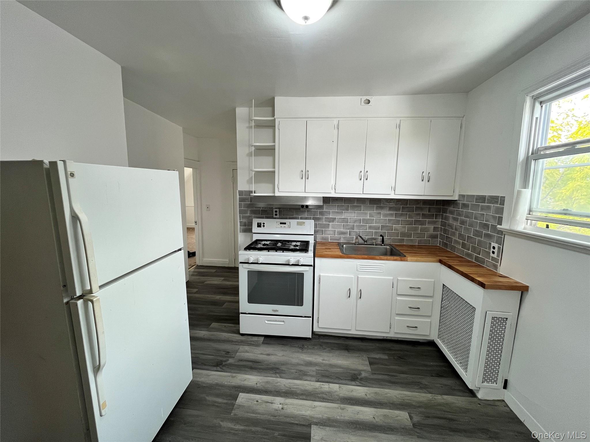 194 Summit Avenue Unit: 3