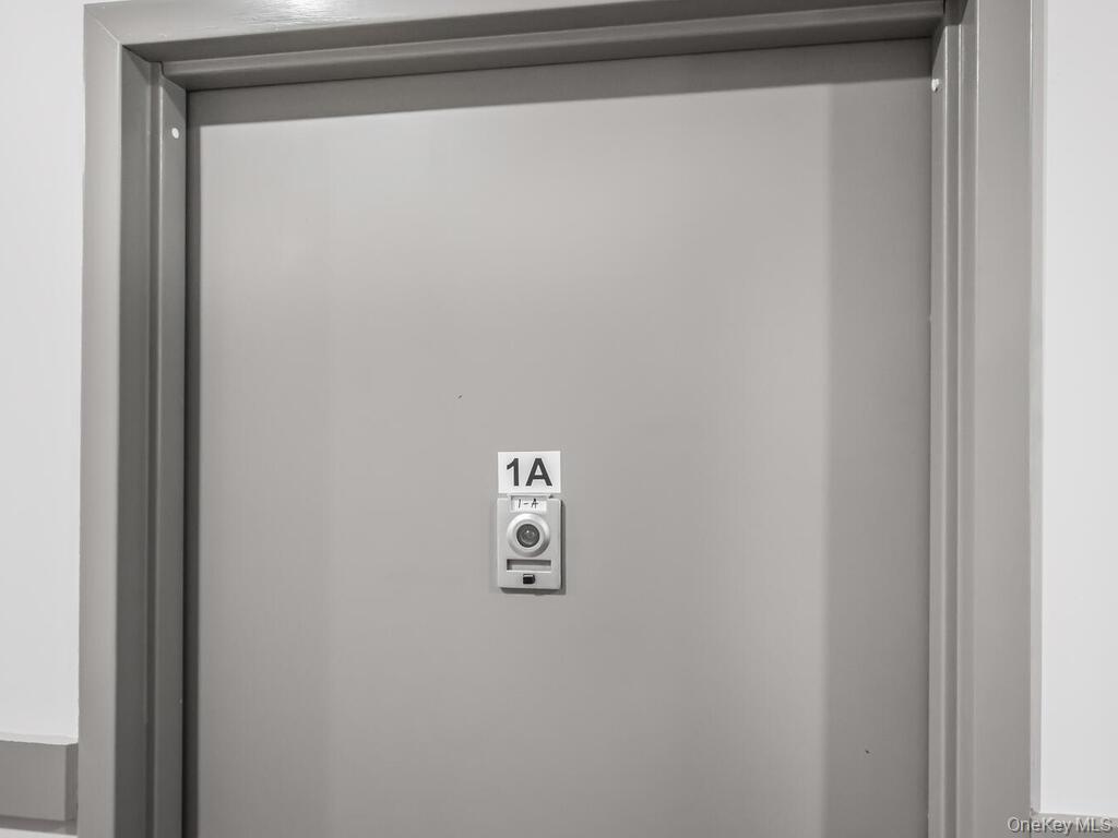 409 Warburton Avenue Unit: 1A