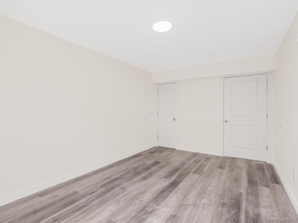 409 Warburton Avenue Unit: 1A