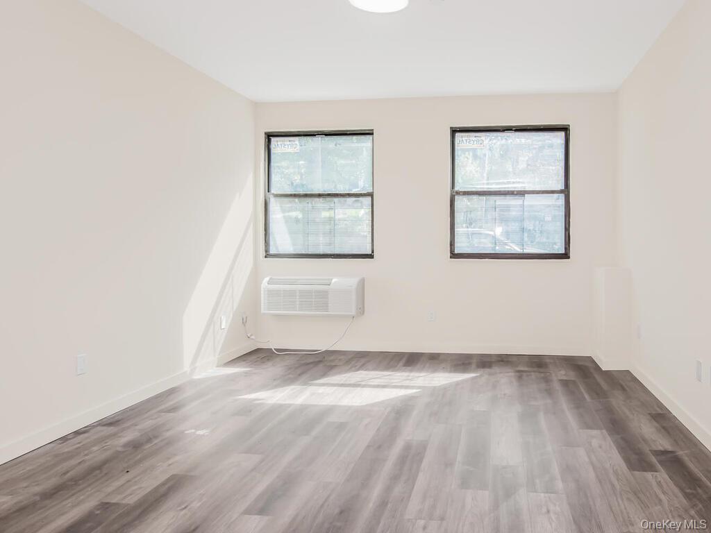 409 Warburton Avenue Unit: 1A