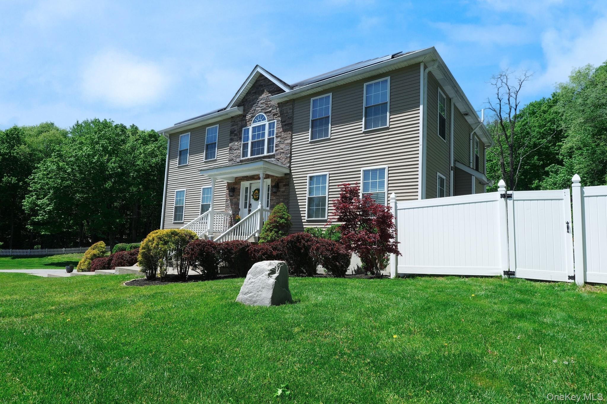 94 Robinson Lane