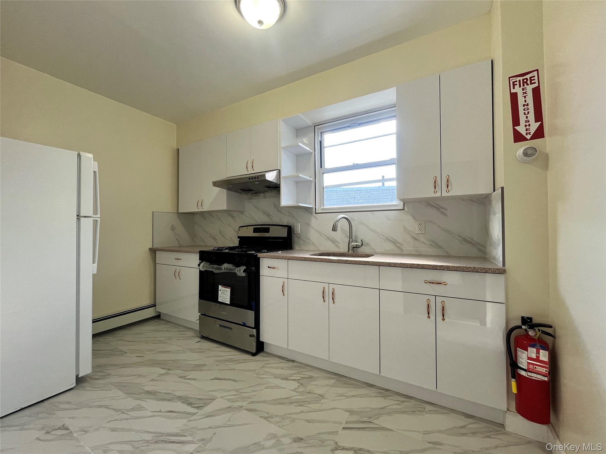 51 Caroline Avenue Unit: 3