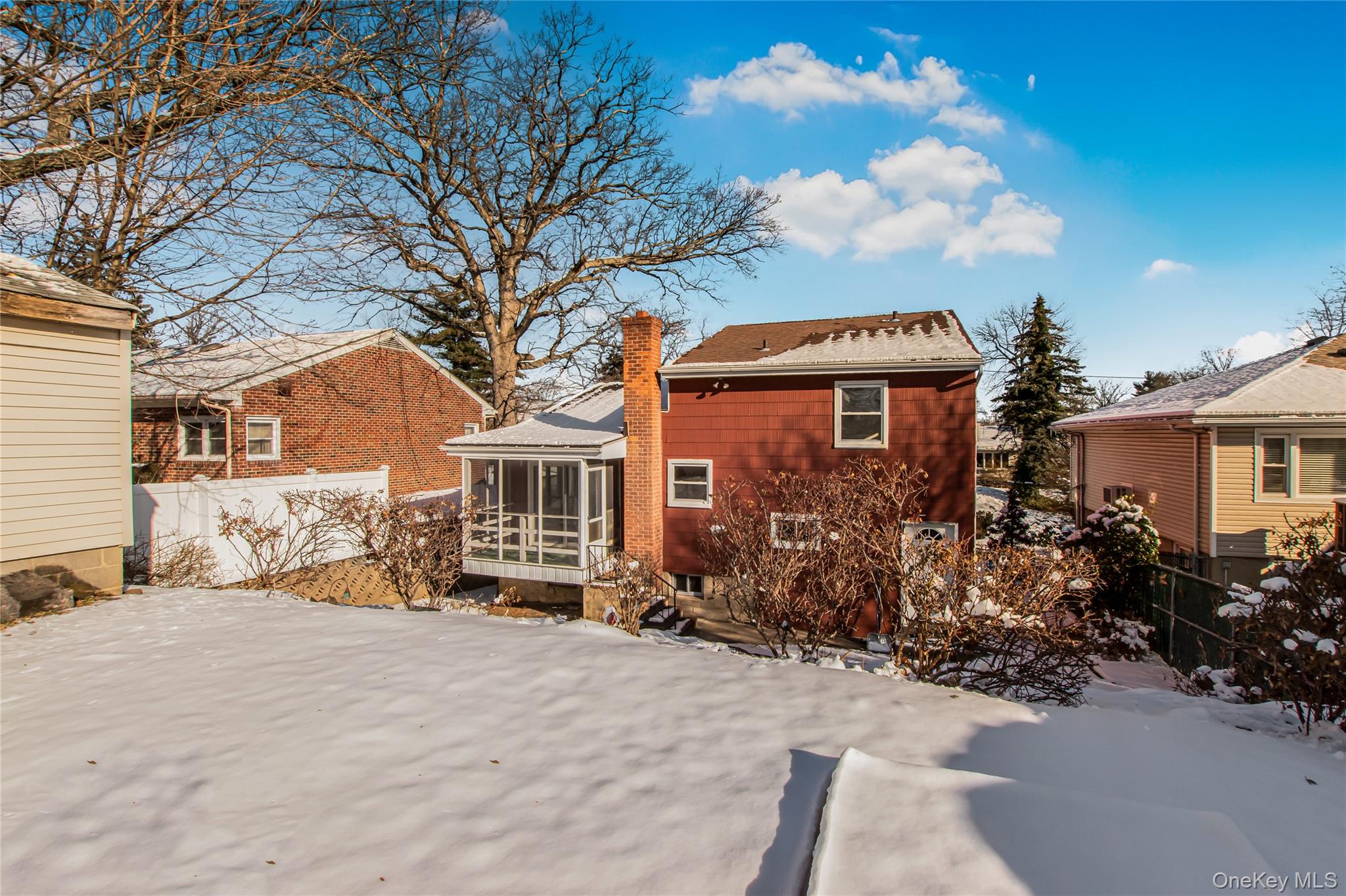 305 Glenbrook Avenue