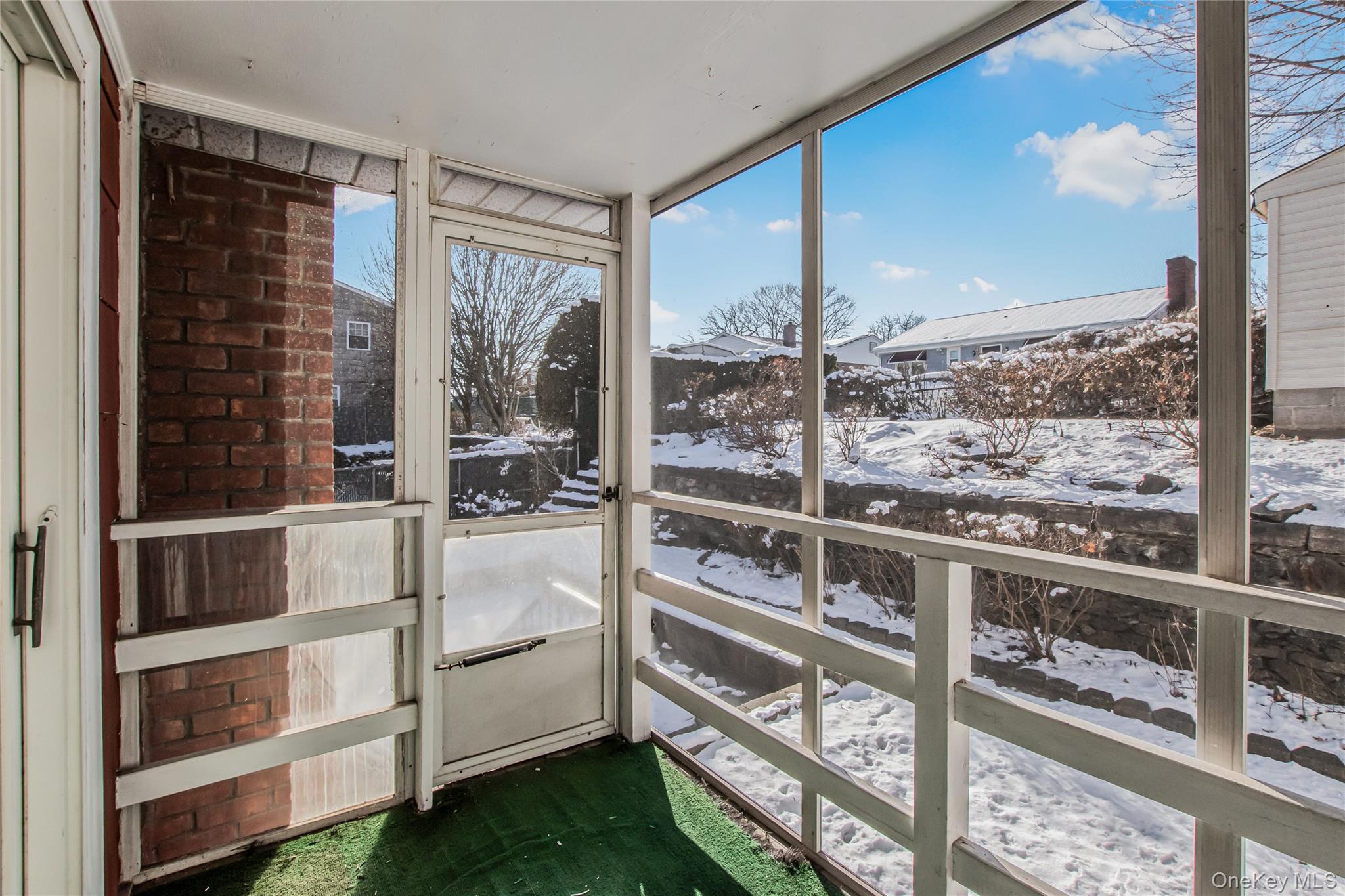 305 Glenbrook Avenue