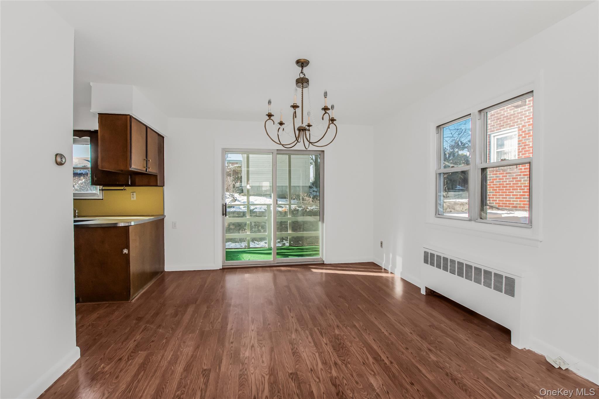 305 Glenbrook Avenue