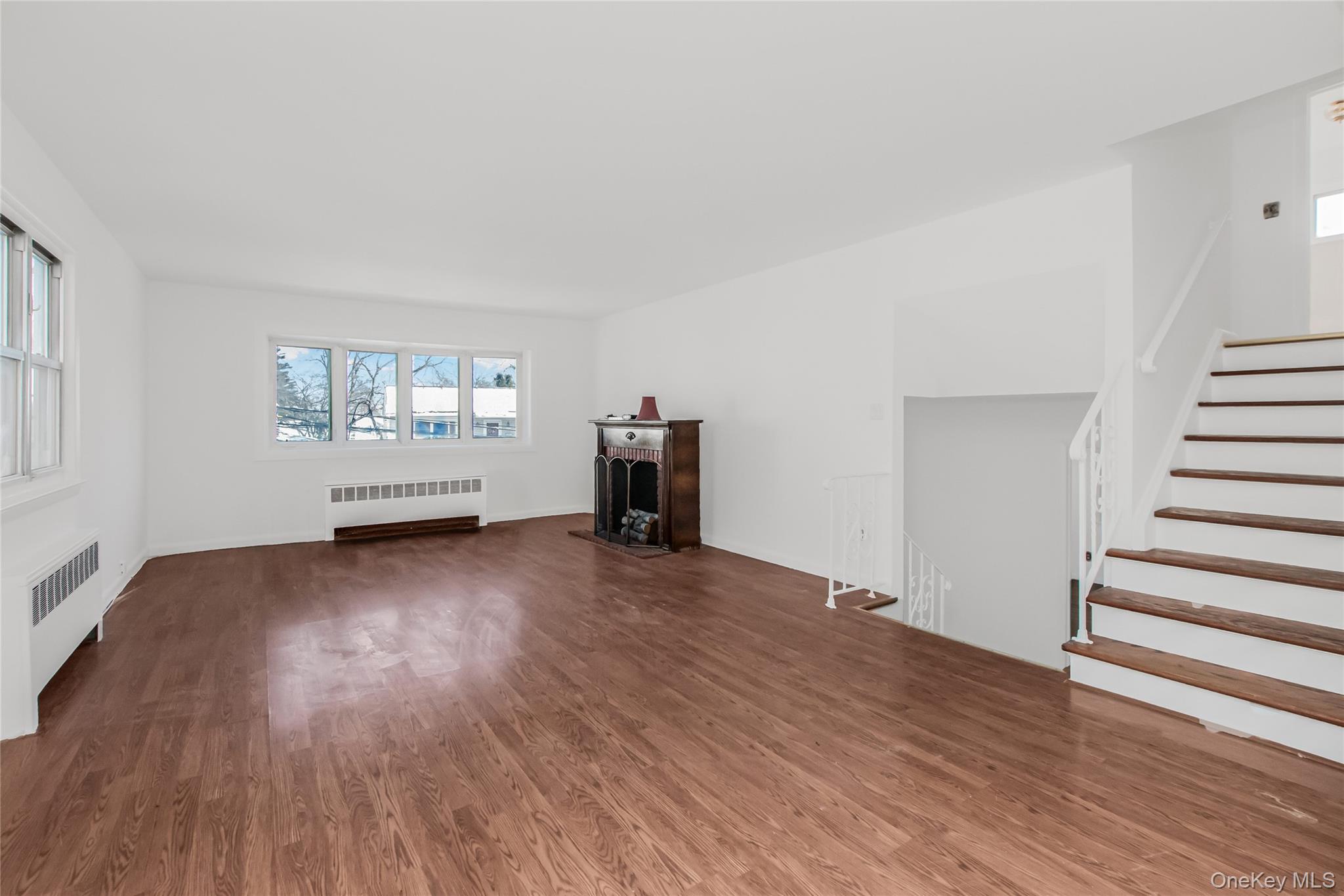 305 Glenbrook Avenue