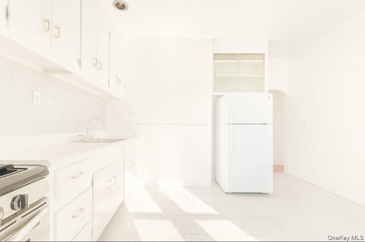 194 Summit Avenue Unit: 2