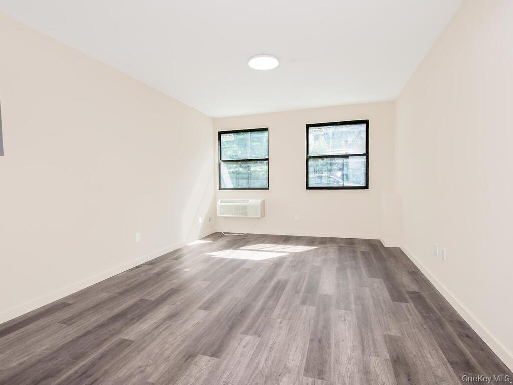 409 Warburton Avenue Unit: 1A