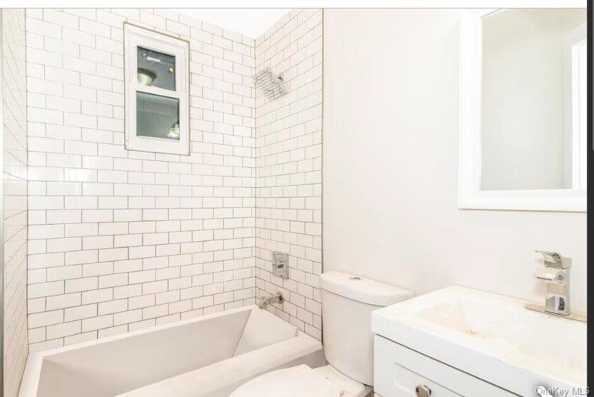 154 Woodworth Avenue