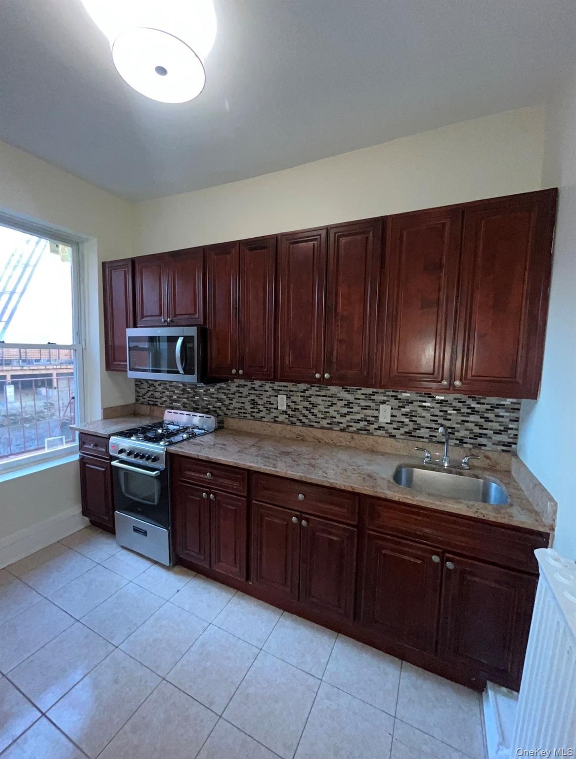 50 Main Street Unit: 3R