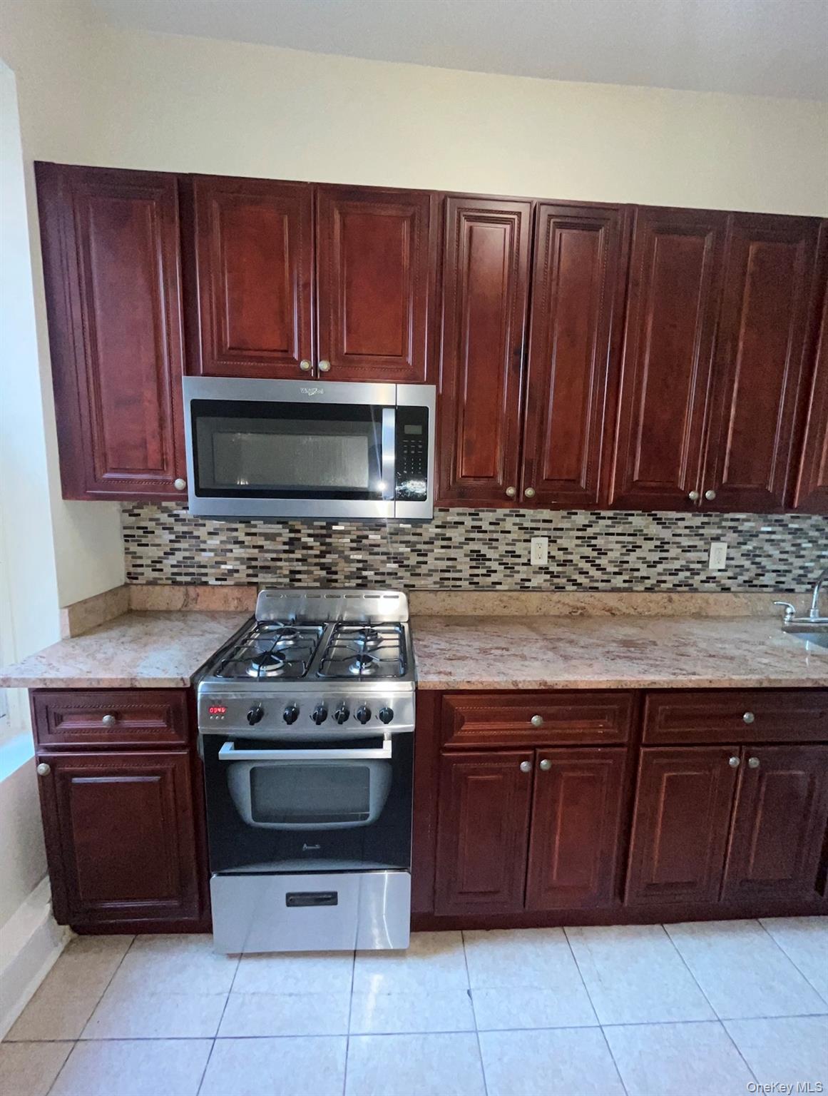 50 Main Street Unit: 3R