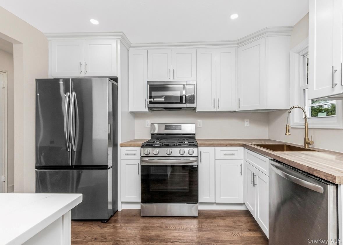 53 Travers Avenue